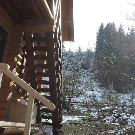 Kazkove Dzherelo 韦尔霍维纳