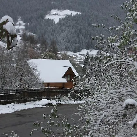 公寓 Kazkove Dzherelo 韦尔霍维纳