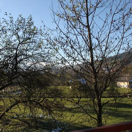 Kazkove Dzherelo * ヴェルホヴィナ