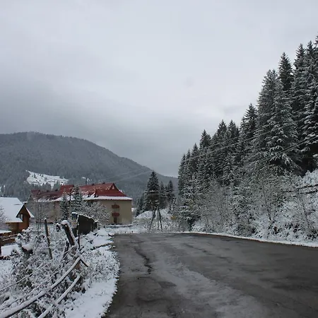 Kazkove Dzherelo アパート ヴェルホヴィナ